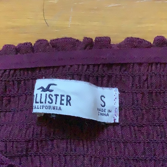 Hollister Long Sleeve Size Small Top - Picture 2 of 4